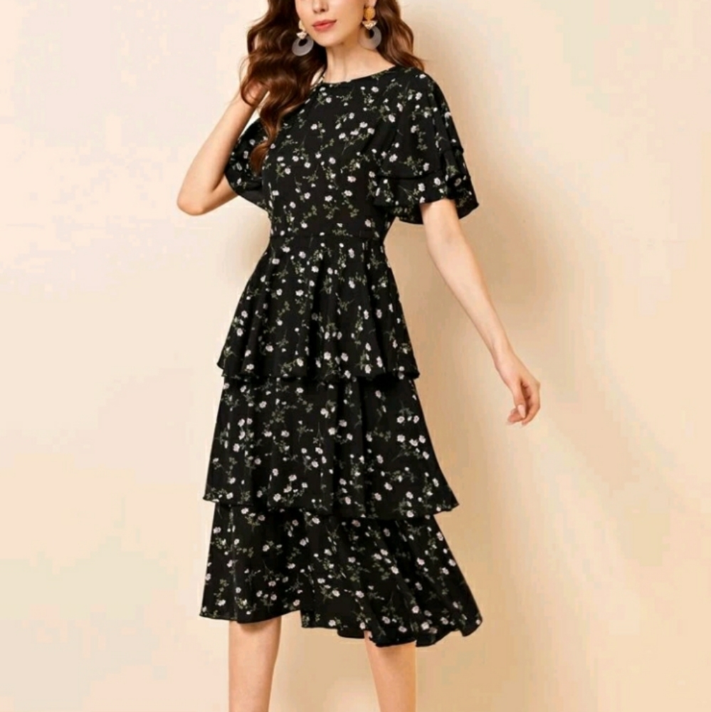 NEW Layered Hem Floral Dress - Picture 3 of 7